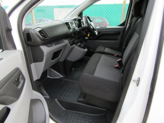 /photos/736/86017da1-1147-430f-995b-e8346f5ea1e9_i320x240.jpg